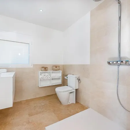 Luxury With Panoramic Sea Views