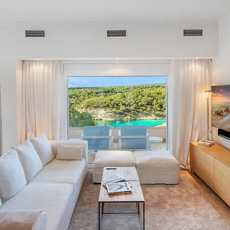Luxury With Panoramic Sea Views *